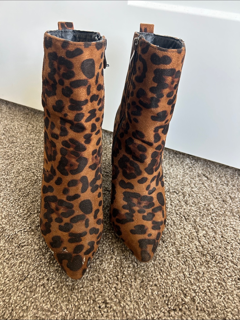 Leopard Print Pointed Toe Ankle Boots - Brown